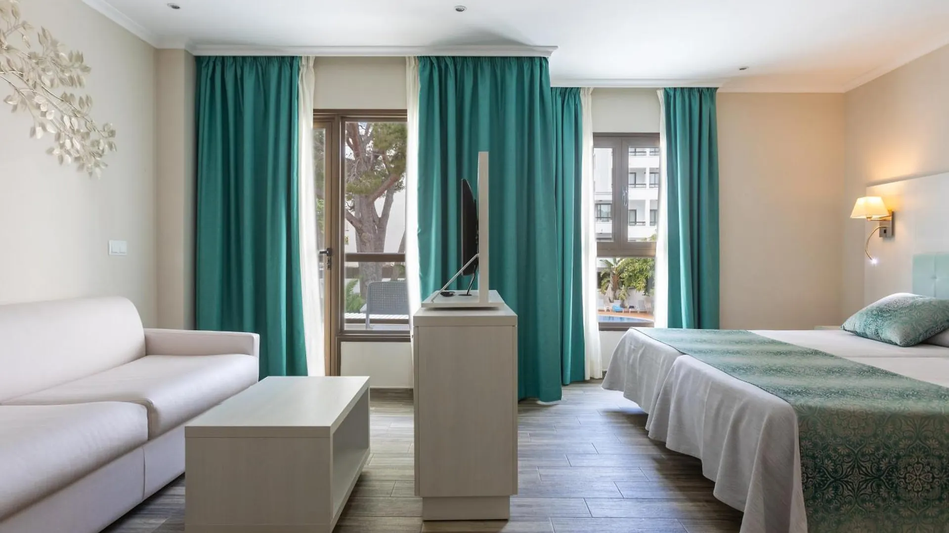 Ona Palmira Paguera Hotel Peguera